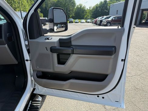 Used 2021 Ford F250 XL w/ STX Appearance Package AWD/4WD image 24