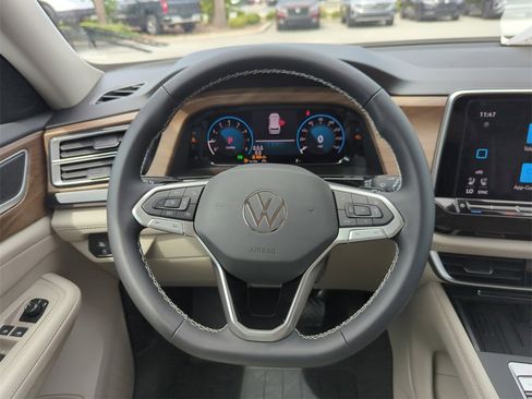 New 2026 Volkswagen Atlas SE image 21