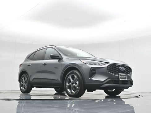 New 2025 Ford Escape ST-Line w/ Tech Pack #1 image 45