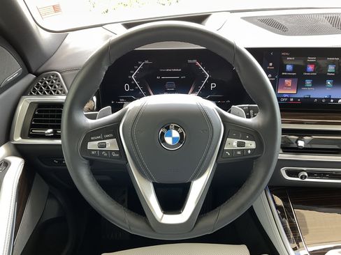 Used 2026 BMW X5 xDrive40i w/ Premium Package AWD/4WD image 13