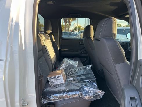 New 2026 Nissan Frontier SV AWD/4WD image 44