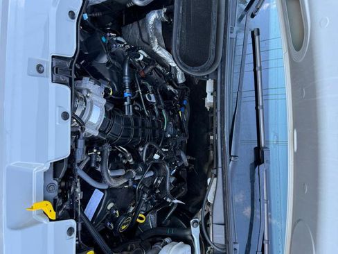 Used 2023 Ford Transit 250 Medium Roof AWD image 34