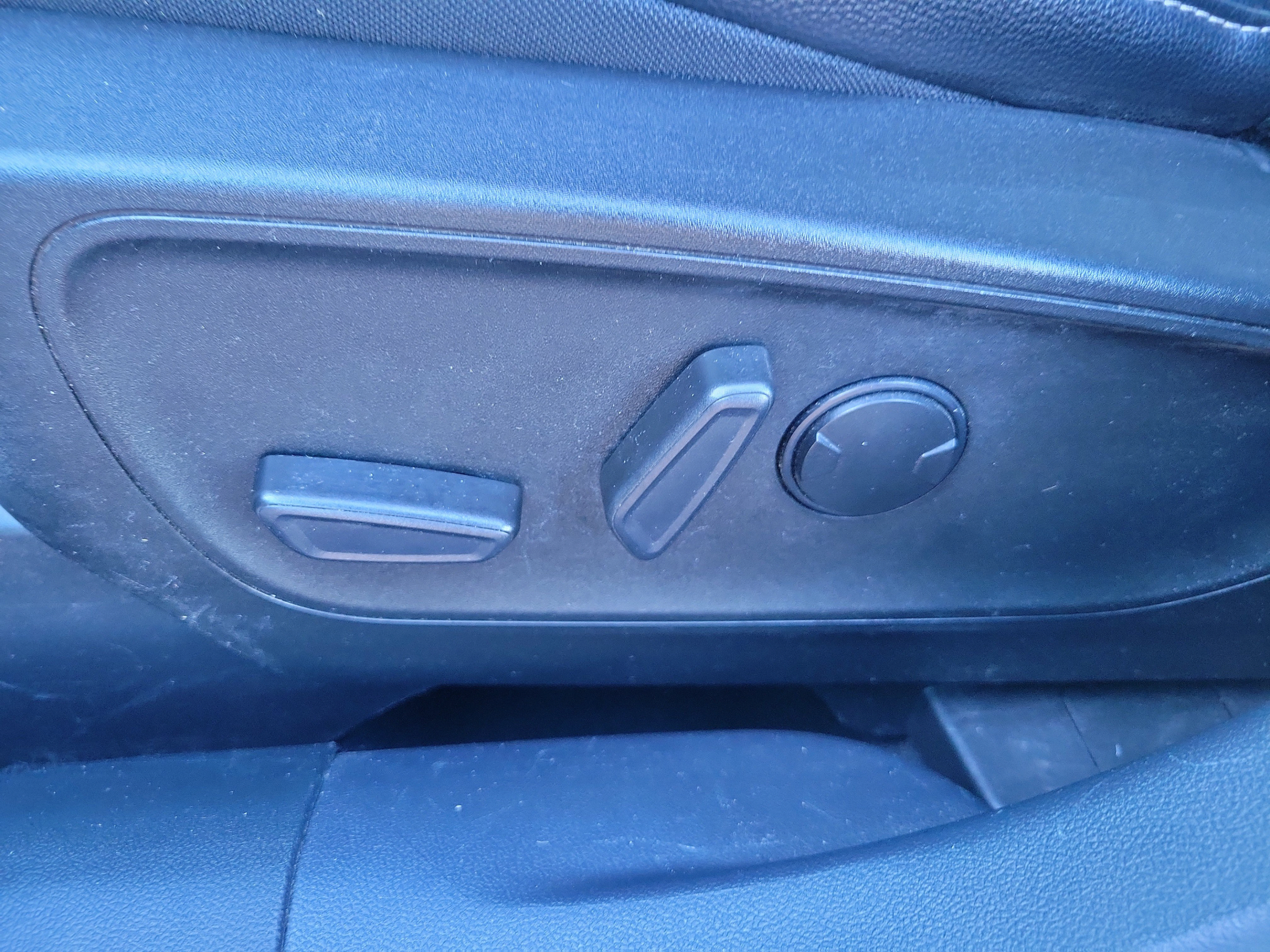 Used 2022 Ford Escape SEL AWD/4WD image 17
