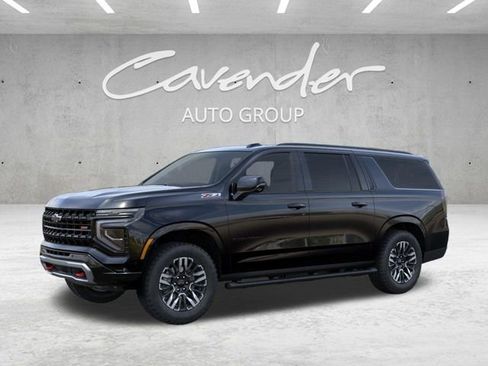 New 2026 Chevrolet Suburban Z71 w/ Comfort Package AWD/4WD image 2