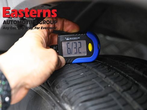 Used 2023 Toyota RAV4 LE AWD/4WD image 27