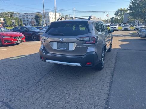 Used 2024 Subaru Outback Limited image 11