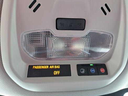 Used 2025 Chevrolet Trax LT image 16