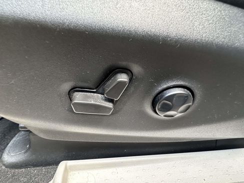 Certified 2021 Chrysler Pacifica Touring-L FWD image 16