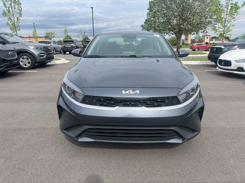 Used 2022 Kia Forte LXS FWD image 2