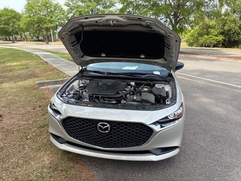 Used 2025 MAZDA MAZDA3 s FWD image 20