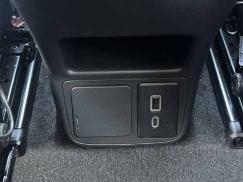 Used 2025 Buick Encore GX Sport Touring w/ Experience Buick Package image 23