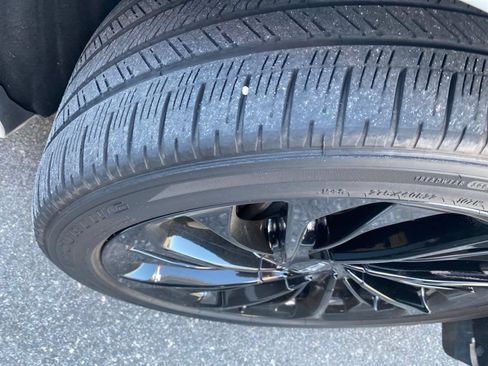 Used 2023 Lincoln Aviator Reserve w/ Equipment Group 201A AWD/4WD image 6