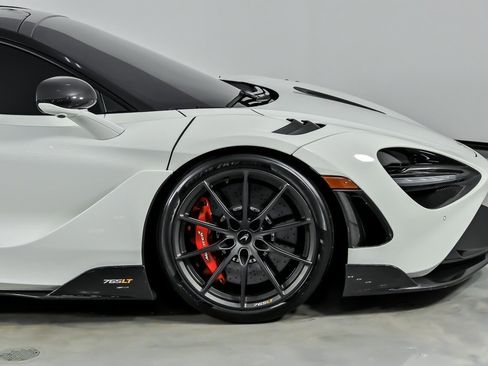 Used 2021 McLaren 765LT image 19