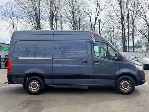 Used 2019 Mercedes-Benz Sprinter 144 image 5