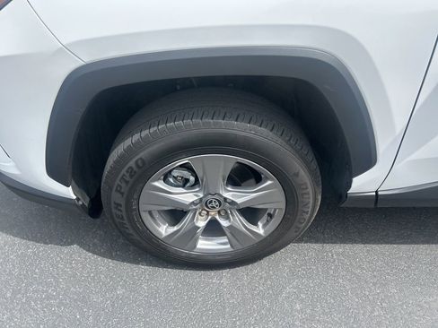 Used 2025 Toyota RAV4 XLE w/ Convenience Package image 17