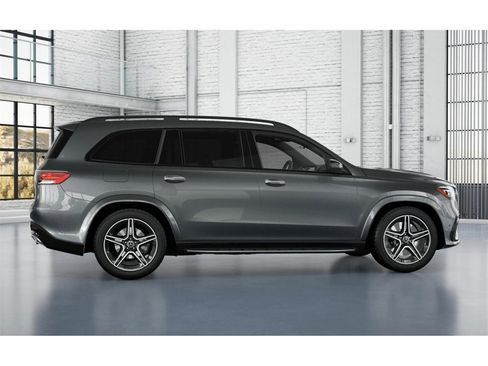 New 2026 Mercedes-Benz GLS 450 4MATIC image 17