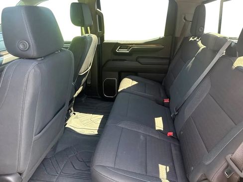 Used 2024 Chevrolet Silverado 1500 LT w/ Safety Package AWD/4WD image 28