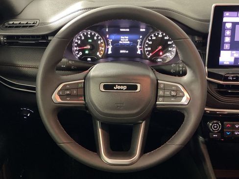 Used 2023 Jeep Compass Trailhawk w/ Sun and Sound Group AWD/4WD image 16