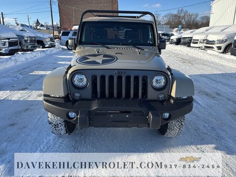 Used 2018 Jeep Wrangler Unlimited Sport image 8