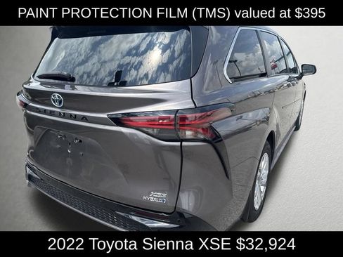 Used 2022 Toyota Sienna XSE w/ XSE Plus Package AWD/4WD image 3