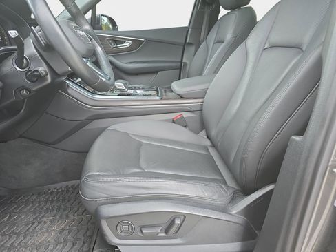 Used 2023 Audi Q7 3.0T Prestige w/ Prestige Package image 25