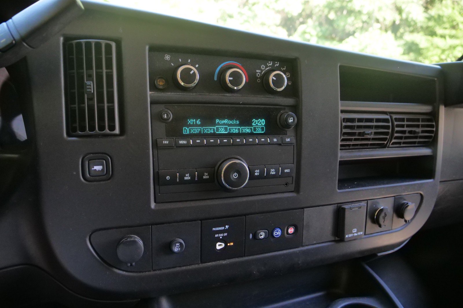 Used 2022 GMC Savana 2500 w/ Communications Package RWD image 15