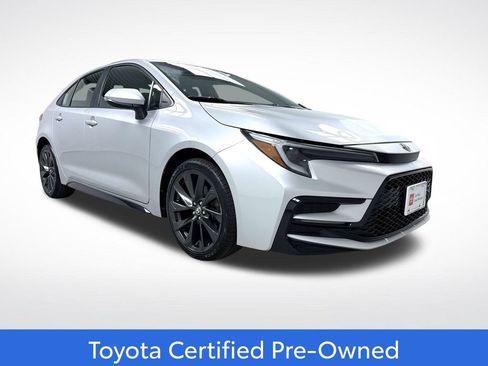 Certified 2023 Toyota Corolla SE w/ SE Premium Package FWD image 1