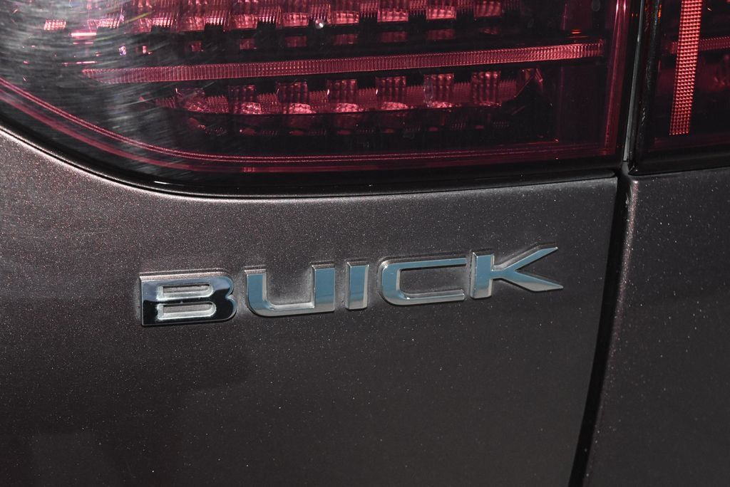 Used 2024 Buick Envision Preferred AWD/4WD image 25