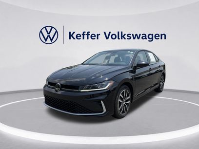 Used 2025 Volkswagen Jetta SE