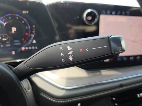 New 2026 Chevrolet Suburban Premier RWD image 31