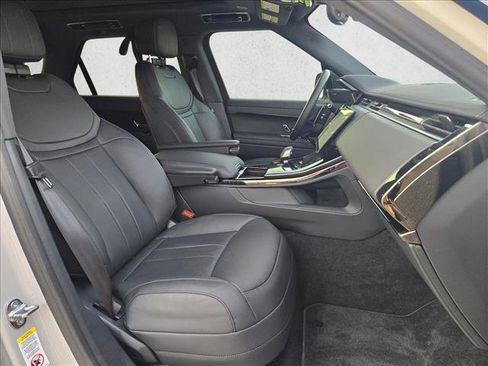 Certified 2025 Land Rover Range Rover Sport Dynamic SE image 21