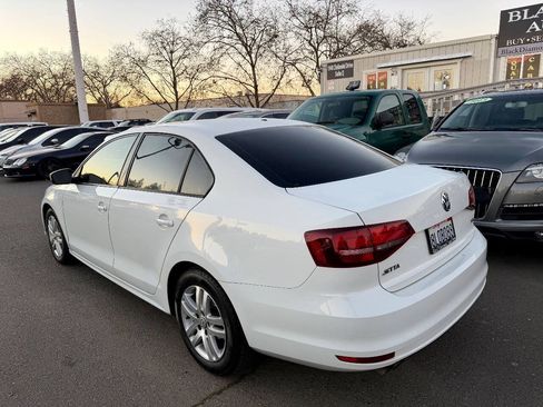 Used 2018 Volkswagen Jetta S FWD image 6