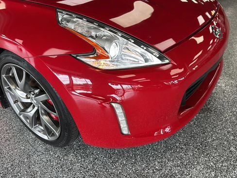 Used 2016 Nissan 370Z Coupe RWD image 30