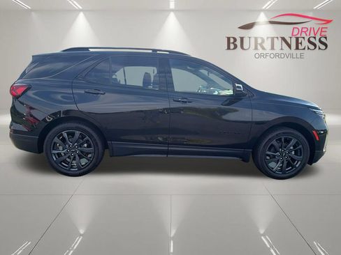 Certified 2022 Chevrolet Equinox RS w/ RS Leather Package AWD/4WD image 9