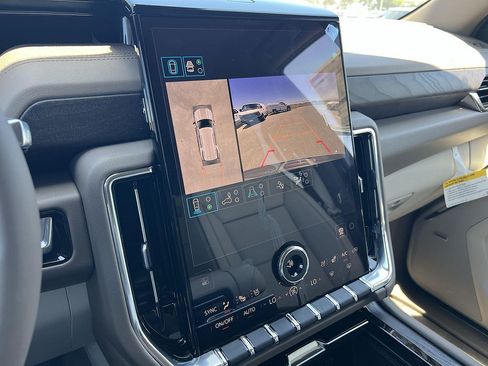 New 2026 GMC Yukon Denali w/ Advanced Technology Package RWD image 19