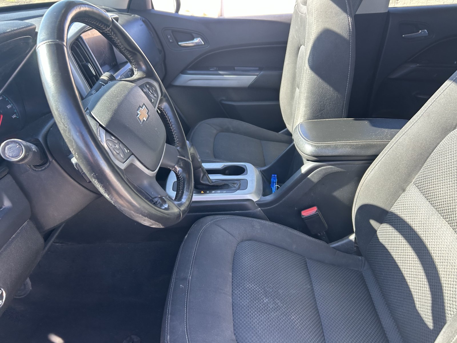 Used 2021 Chevrolet Colorado LT w/ Safety Package RWD image 14