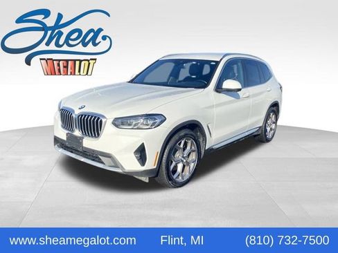 Used 2022 BMW X3 xDrive30i AWD/4WD image 1