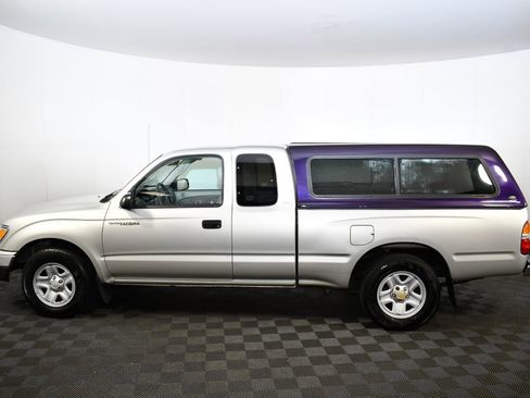 Used 2003 Toyota Tacoma 2WD Xtracab image 11