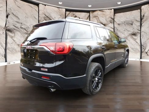 Used 2017 GMC Acadia SLT image 8