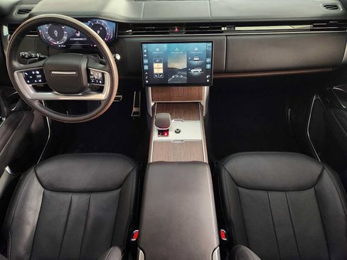 Used 2024 Land Rover Range Rover Autobiography AWD/4WD image 4