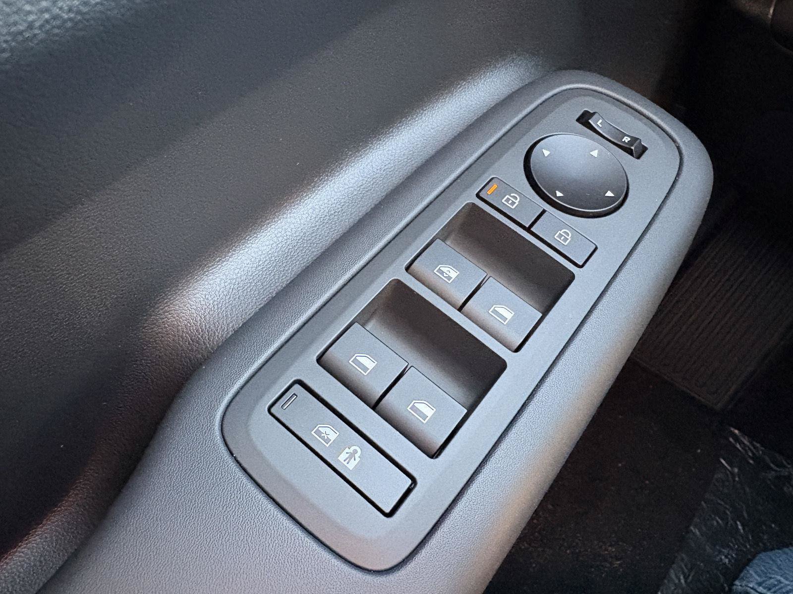 New 2027 Hyundai Santa Fe SE FWD image 33
