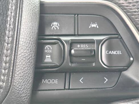 Used 2024 Toyota Tacoma SR5 AWD/4WD image 20