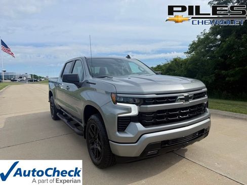 Used 2025 Chevrolet Silverado 1500 RST w/ Dark Appearance Package AWD/4WD image 1