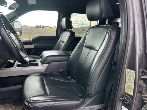 Used 2022 Ford F550 4x4 Crew Cab Super Duty w/ Lariat Value Package image 8