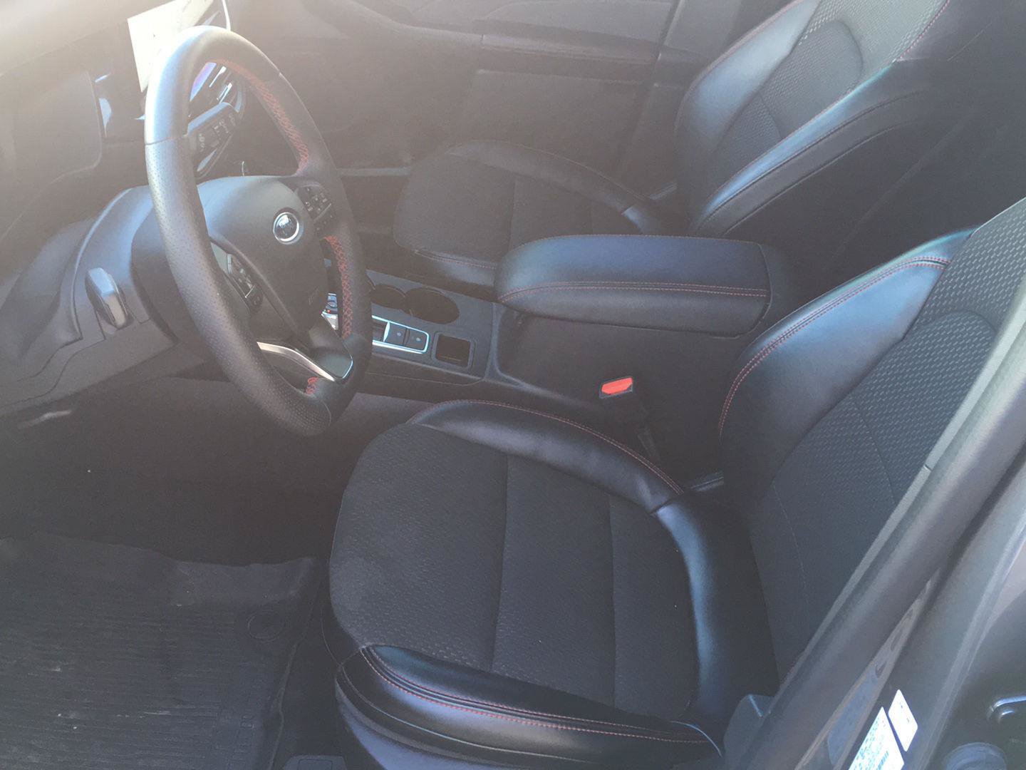 Used 2024 Ford Escape ST-Line w/ Tech Pack #1 AWD/4WD image 25