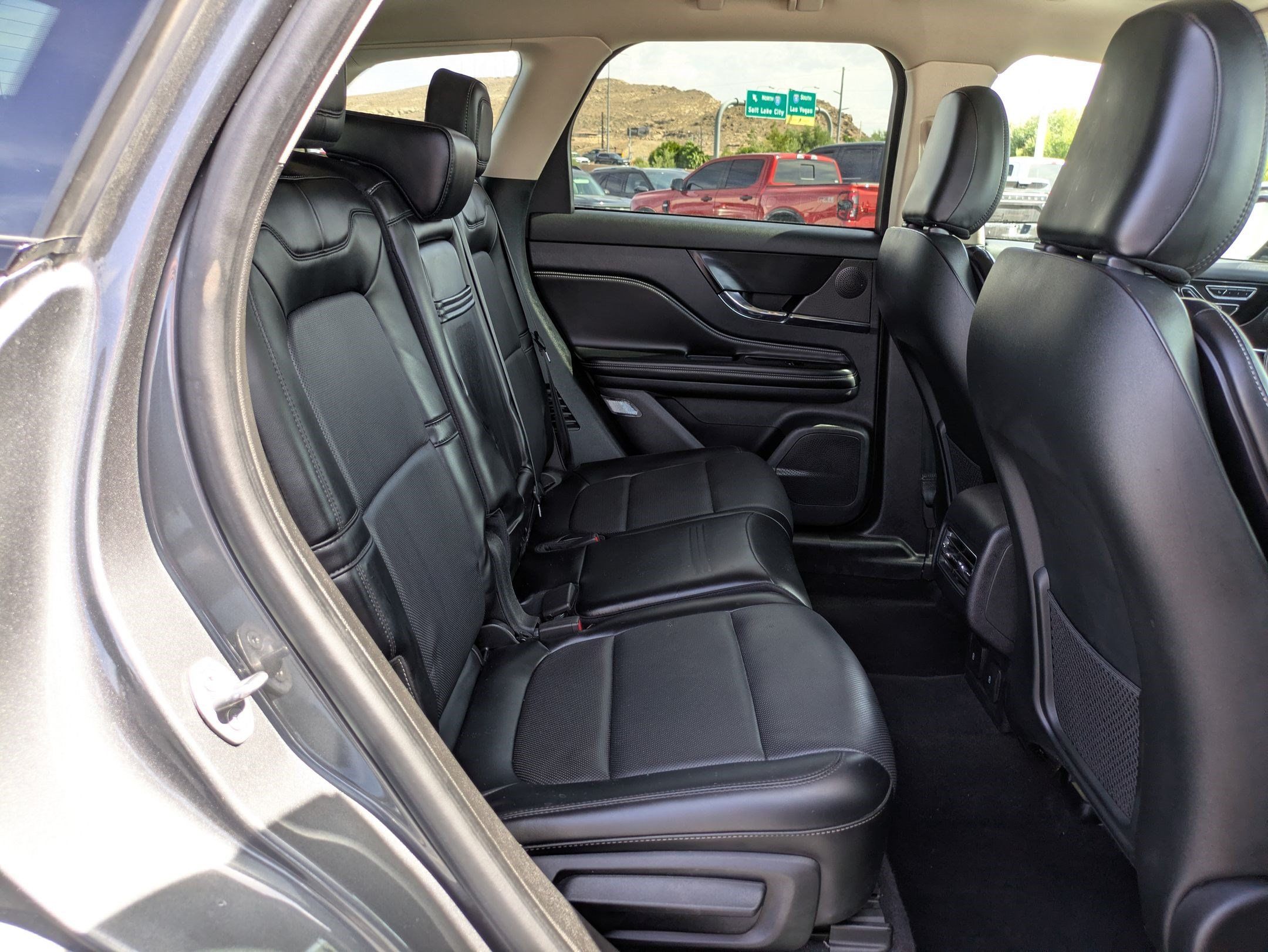 Used 2023 Lincoln Corsair Reserve w/ Equipment Group 201A AWD/4WD image 31