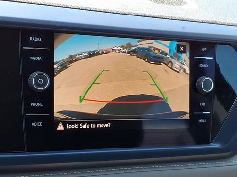 Used 2024 Volkswagen Taos SE FWD image 22