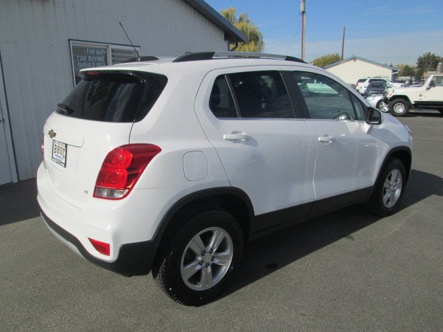 Used 2017 Chevrolet Trax LT AWD/4WD image 6
