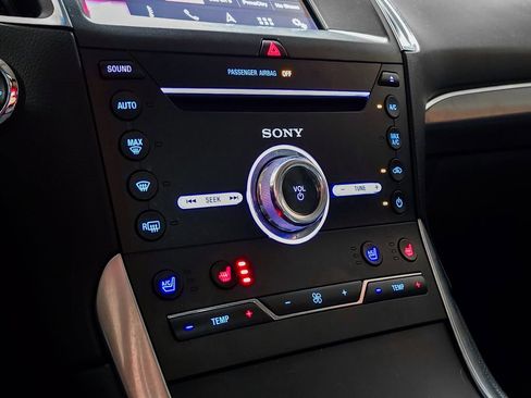 Used 2018 Ford Edge Titanium w/ Canadian Touring Package image 33