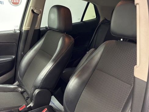 Used 2019 Buick Encore Sport Touring image 9